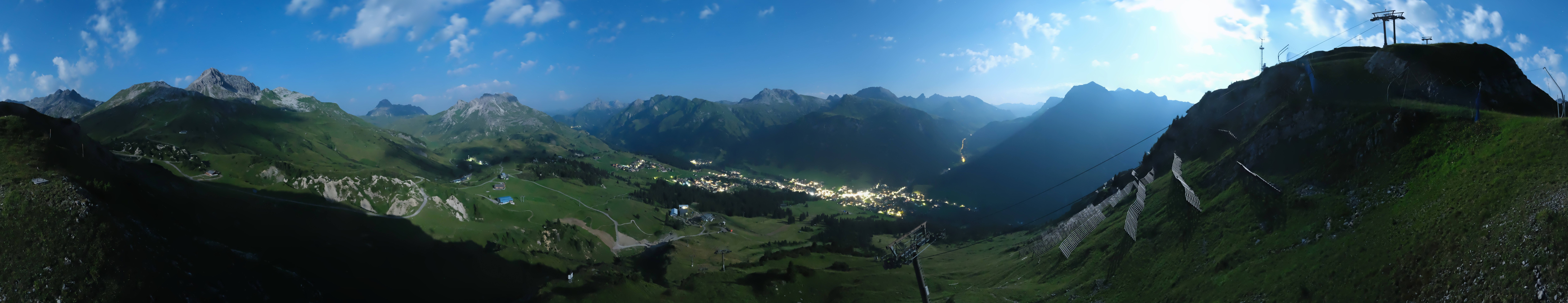 Archiv Foto Webcam Lech-Zürs: Kriegerhorn Panoramablick