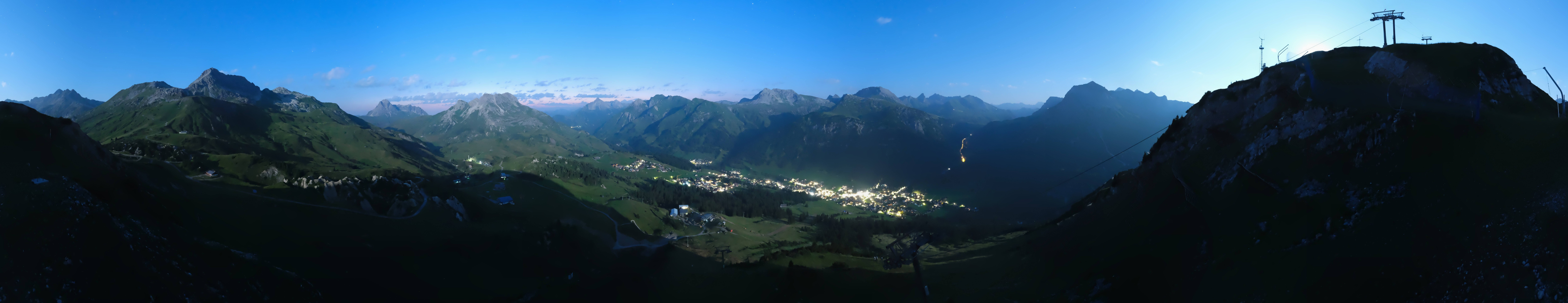 Archiv Foto Webcam Lech-Zürs: Kriegerhorn Panoramablick