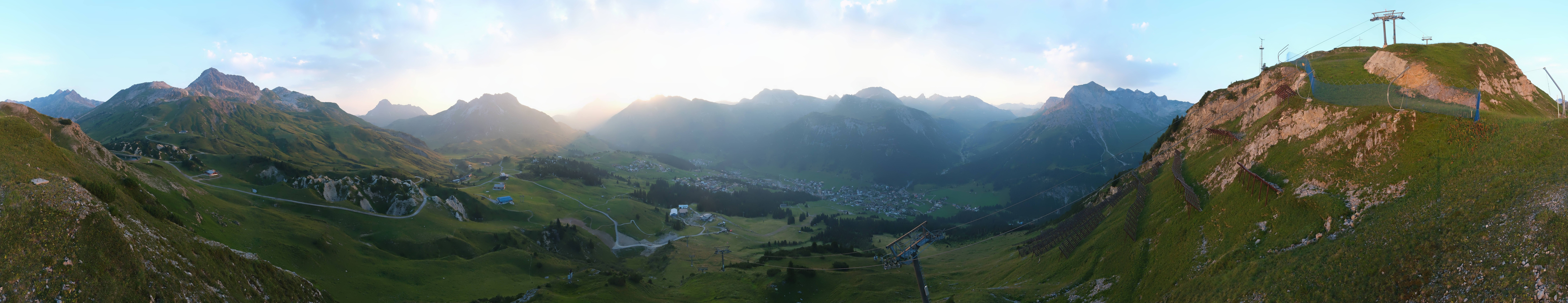 Archiv Foto Webcam Lech-Zürs: Kriegerhorn Panoramablick