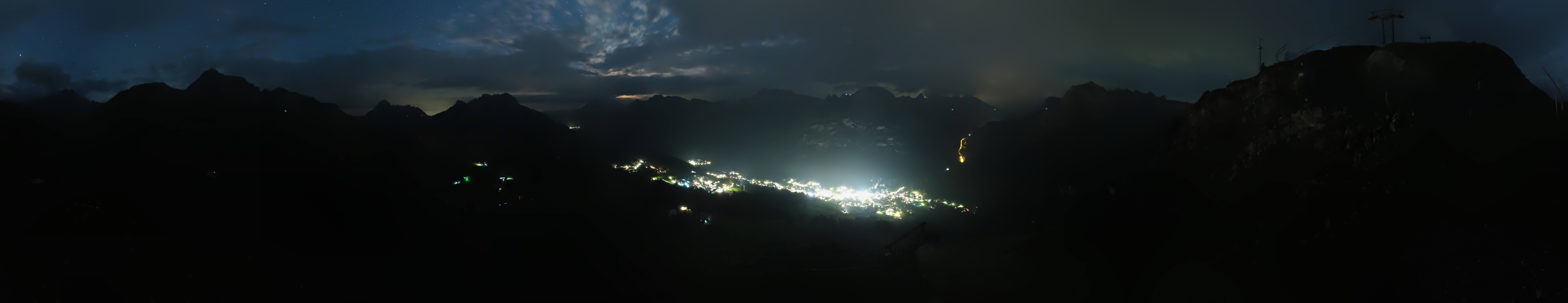 Archiv Foto Webcam Lech-Zürs: Kriegerhorn Panoramablick