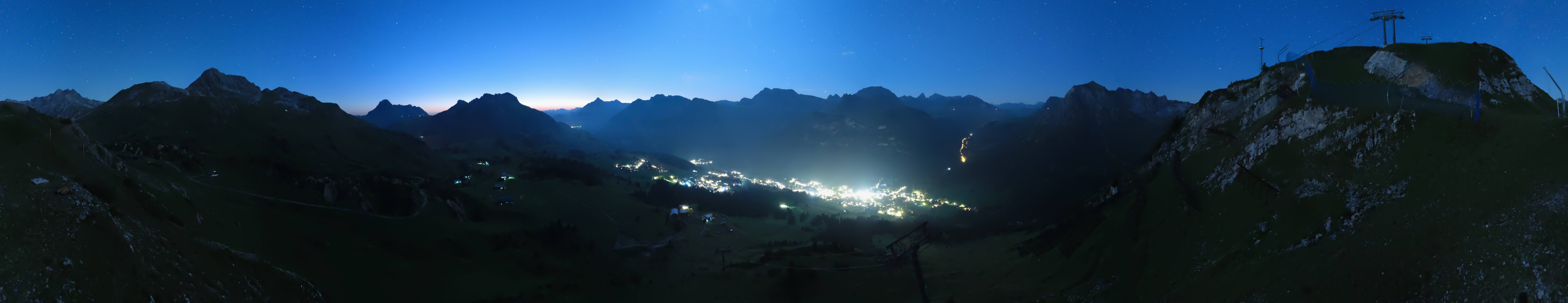 Archiv Foto Webcam Lech-Zürs: Kriegerhorn Panoramablick