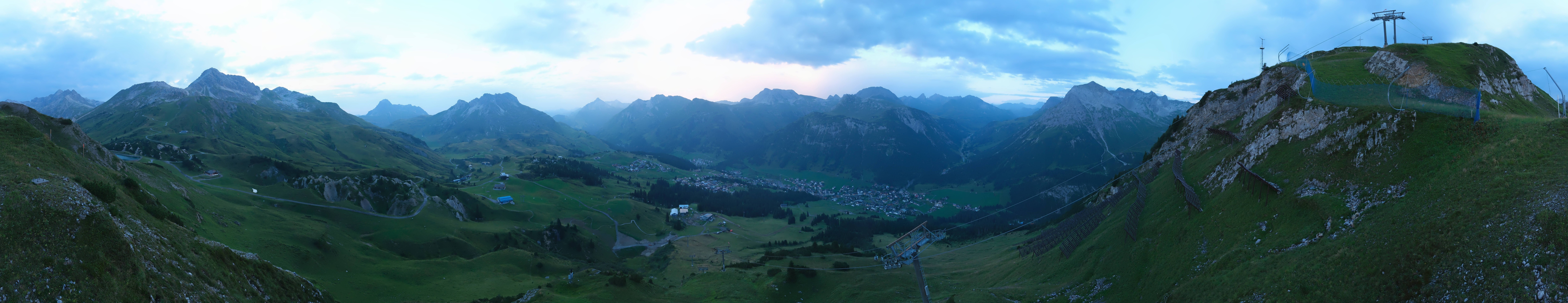 Archiv Foto Webcam Lech-Zürs: Kriegerhorn Panoramablick