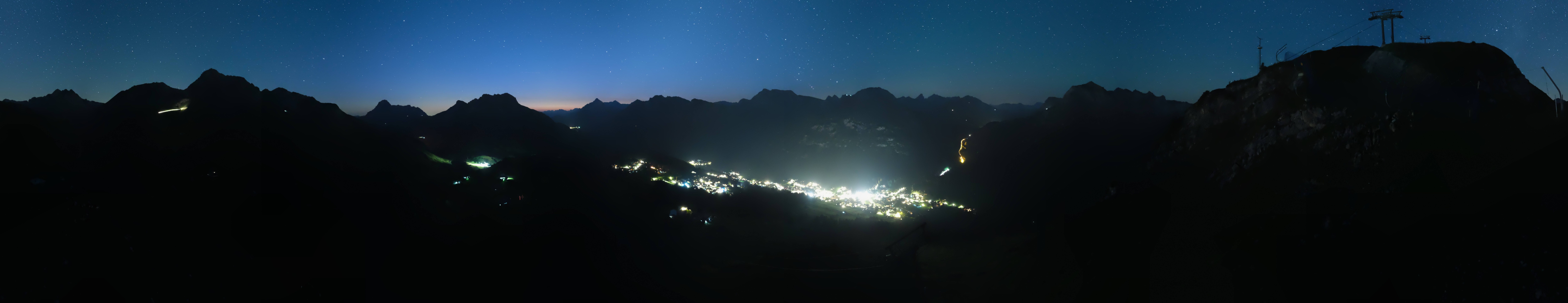 Archiv Foto Webcam Lech-Zürs: Kriegerhorn Panoramablick