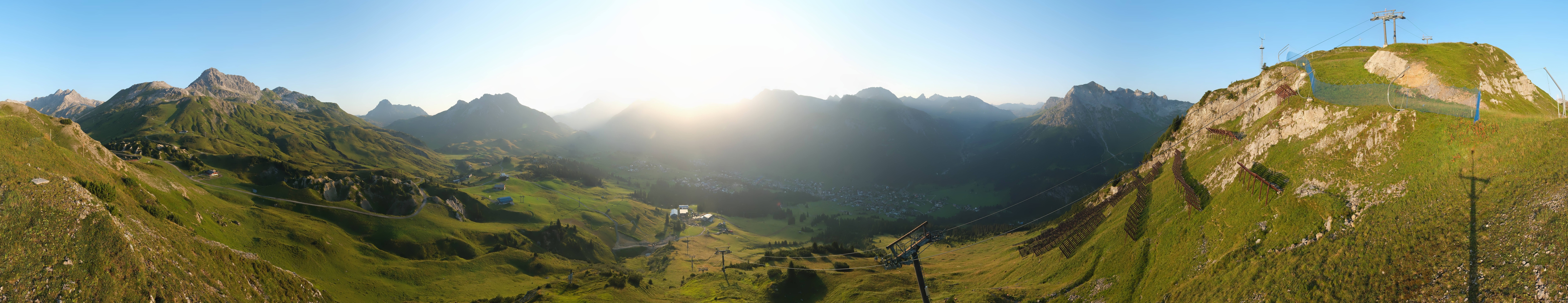 Archiv Foto Webcam Lech-Zürs: Kriegerhorn Panoramablick
