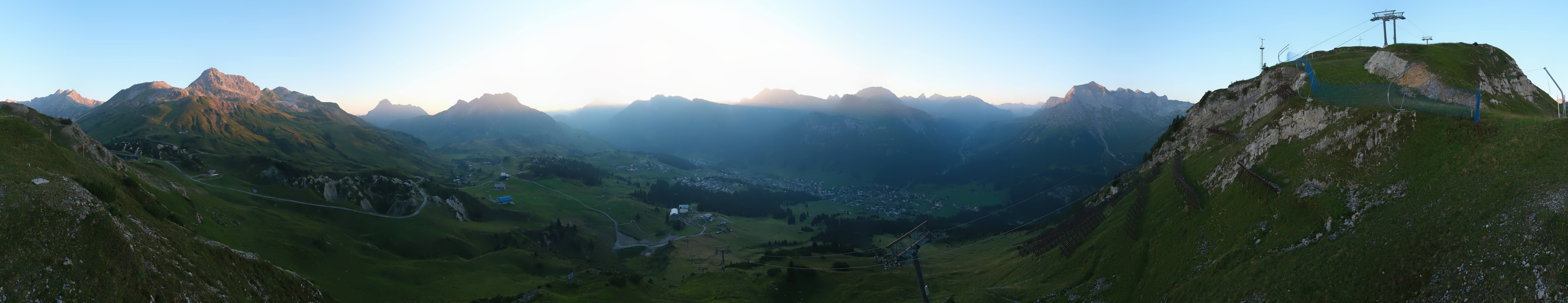 Archiv Foto Webcam Lech-Zürs: Kriegerhorn Panoramablick