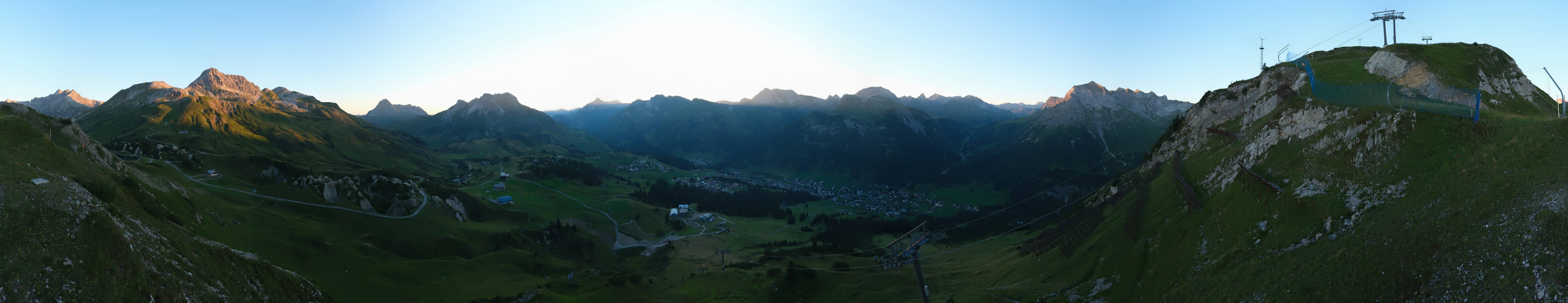 Archiv Foto Webcam Lech-Zürs: Kriegerhorn Panoramablick