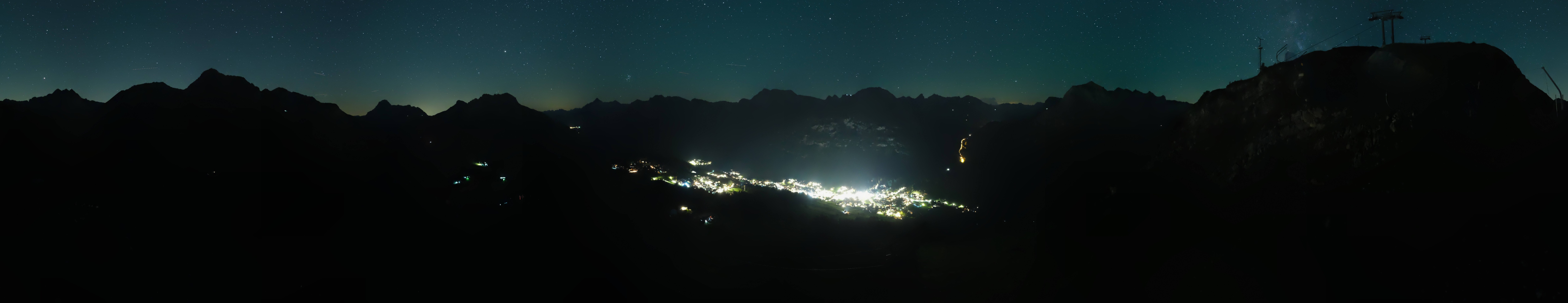 Archiv Foto Webcam Lech-Zürs: Kriegerhorn Panoramablick