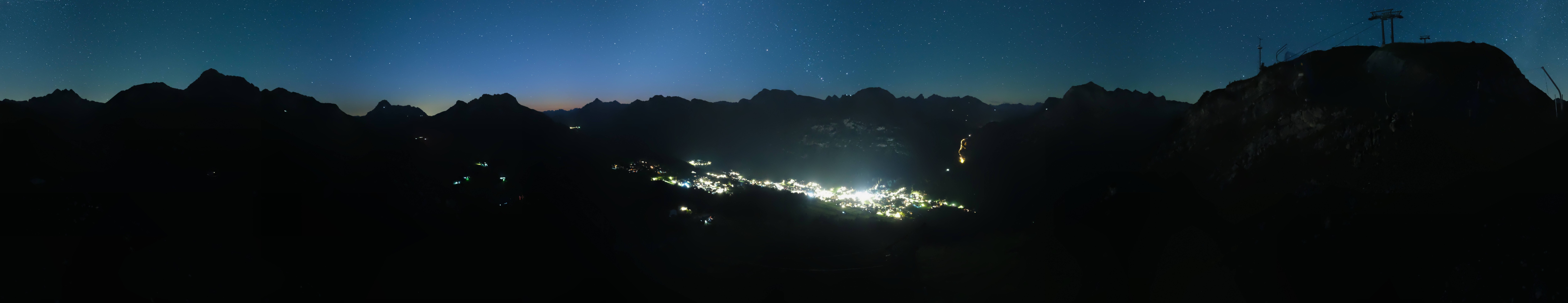 Archiv Foto Webcam Lech-Zürs: Kriegerhorn Panoramablick