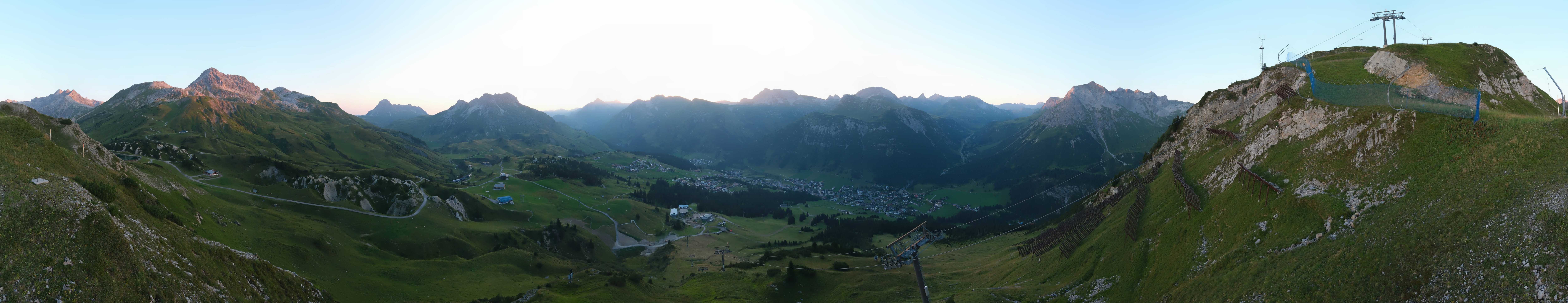 Archiv Foto Webcam Lech-Zürs: Kriegerhorn Panoramablick