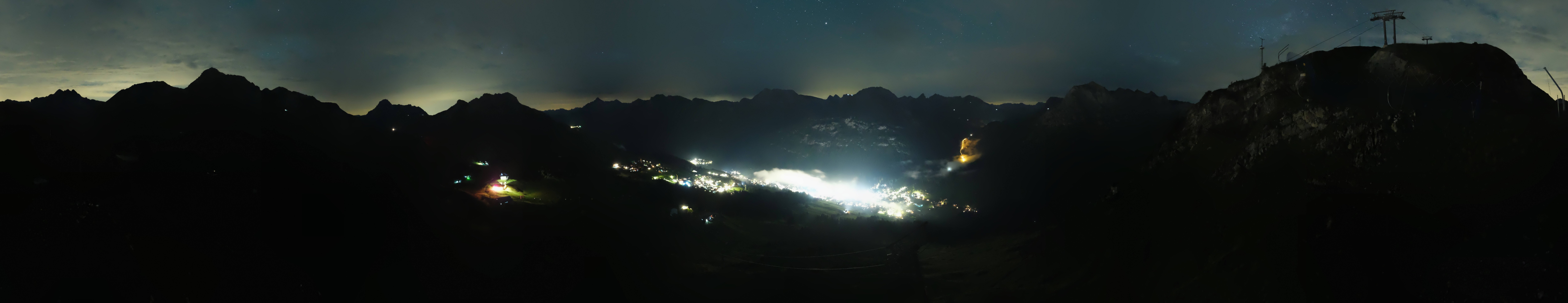 Archiv Foto Webcam Lech-Zürs: Kriegerhorn Panoramablick