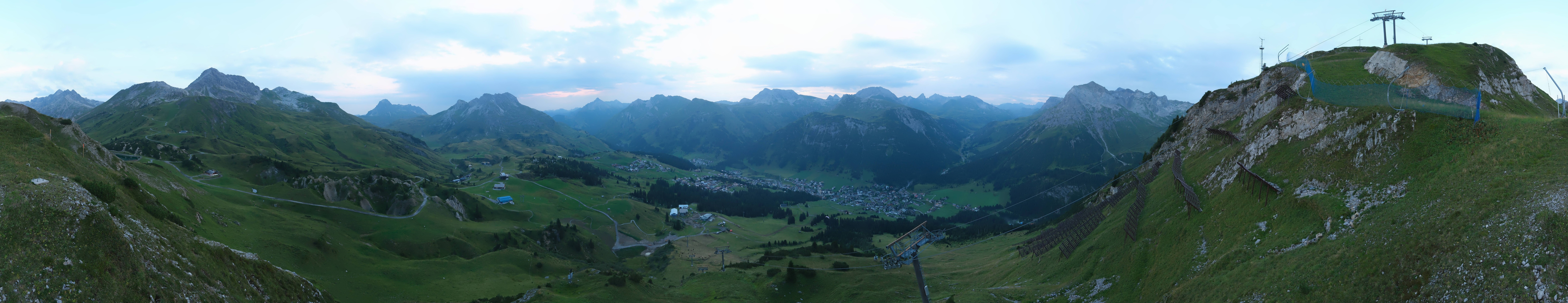 Archiv Foto Webcam Lech-Zürs: Kriegerhorn Panoramablick