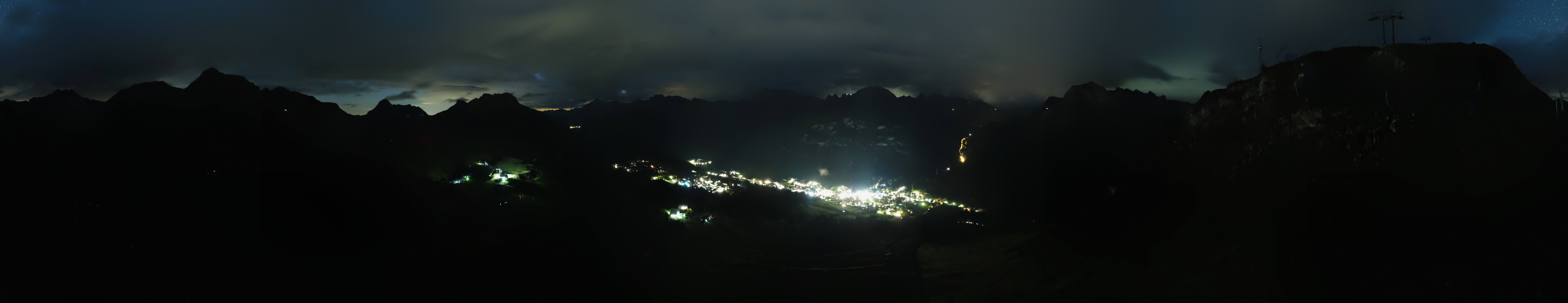 Archiv Foto Webcam Lech-Zürs: Kriegerhorn Panoramablick