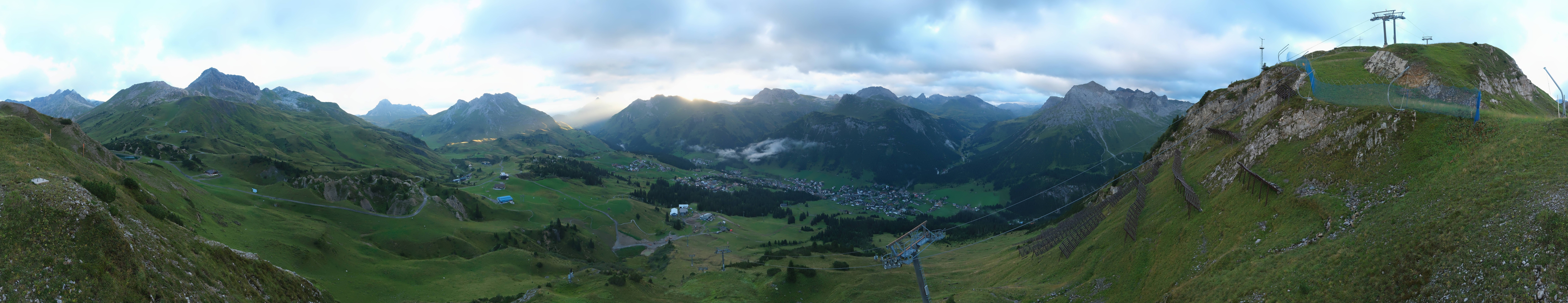 Archiv Foto Webcam Lech-Zürs: Kriegerhorn Panoramablick