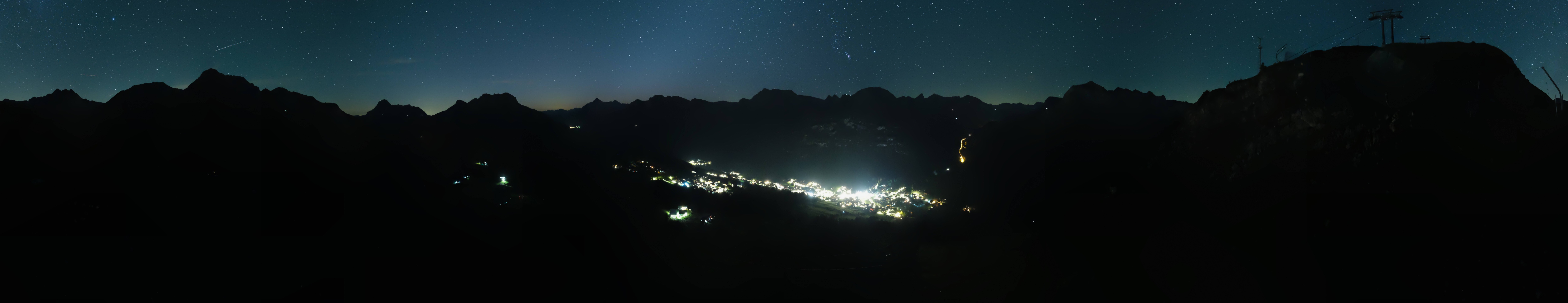 Archiv Foto Webcam Lech-Zürs: Kriegerhorn Panoramablick
