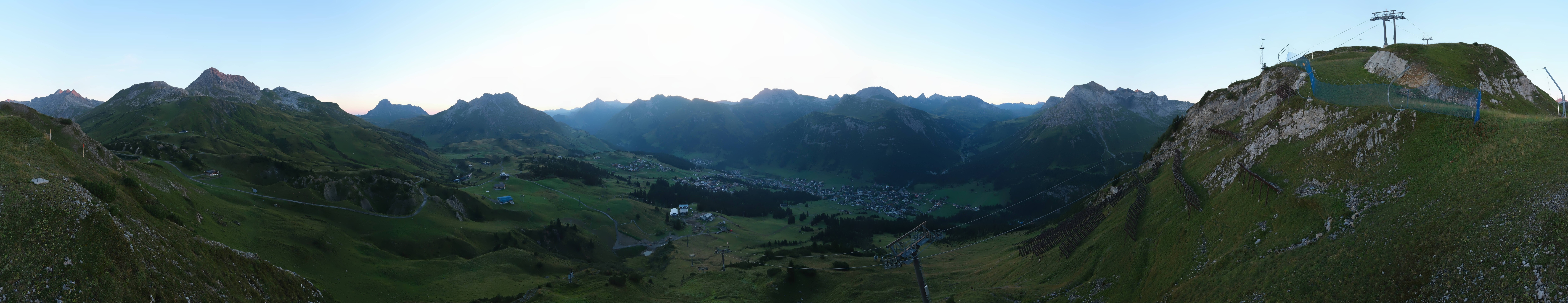 Archiv Foto Webcam Lech-Zürs: Kriegerhorn Panoramablick