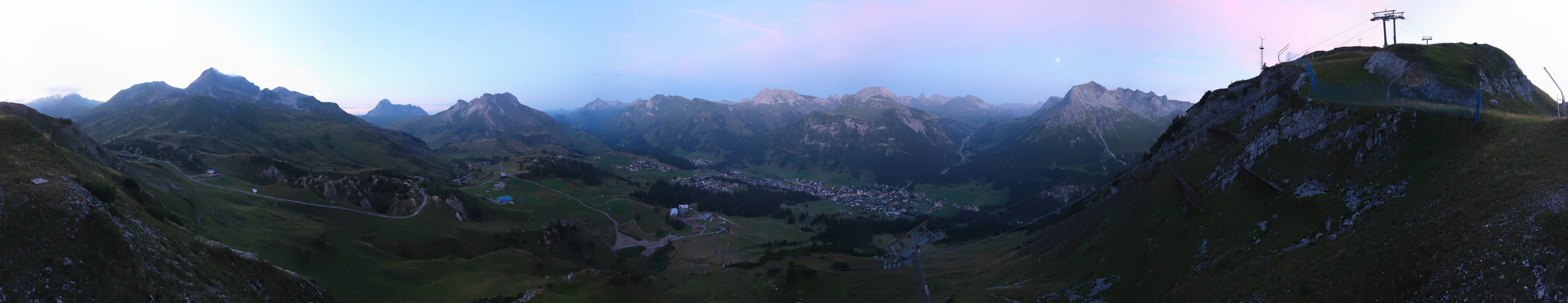 Archiv Foto Webcam Lech-Zürs: Kriegerhorn Panoramablick
