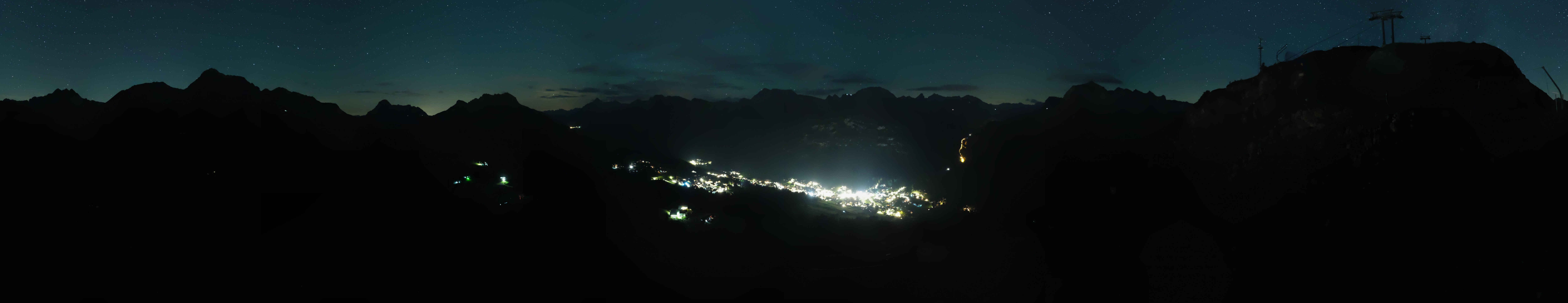 Archiv Foto Webcam Lech-Zürs: Kriegerhorn Panoramablick