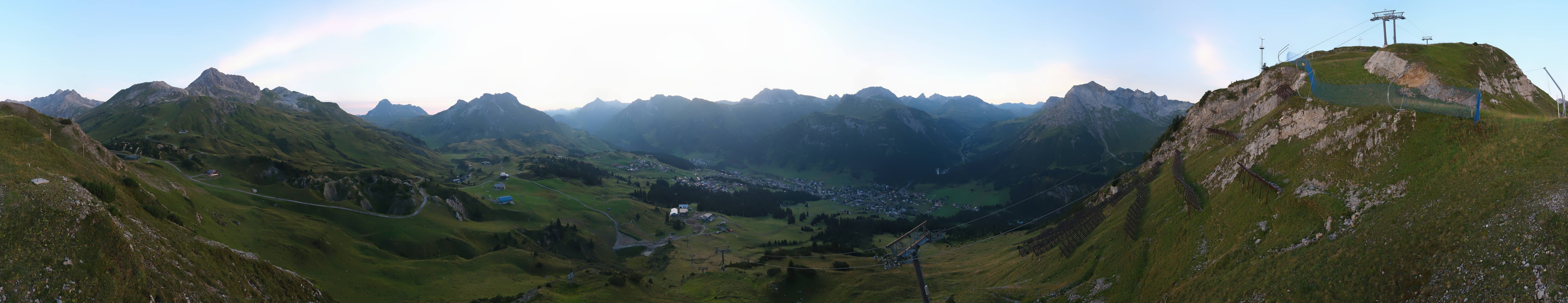 Archiv Foto Webcam Lech-Zürs: Kriegerhorn Panoramablick