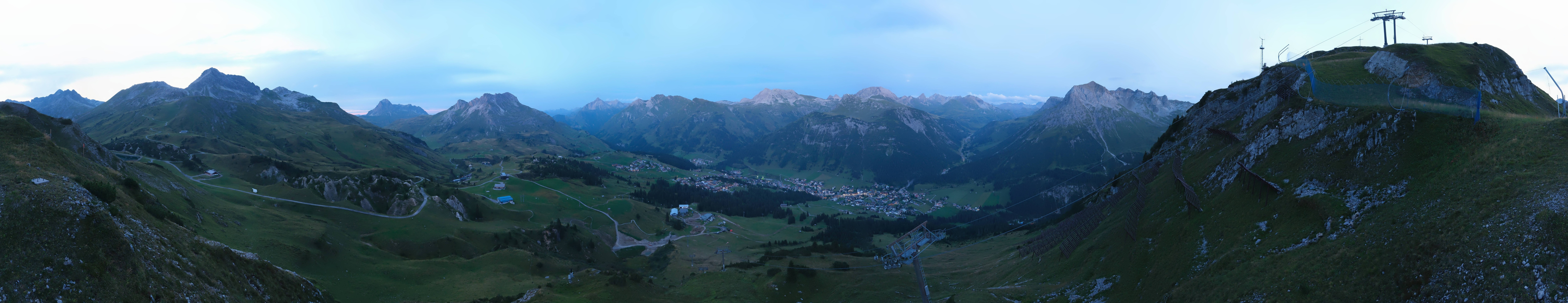 Archiv Foto Webcam Lech-Zürs: Kriegerhorn Panoramablick