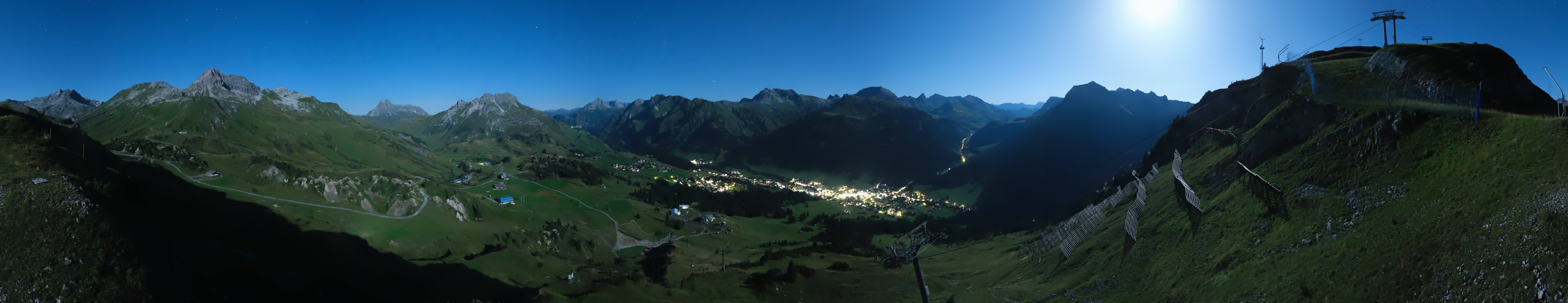 Archiv Foto Webcam Lech-Zürs: Kriegerhorn Panoramablick