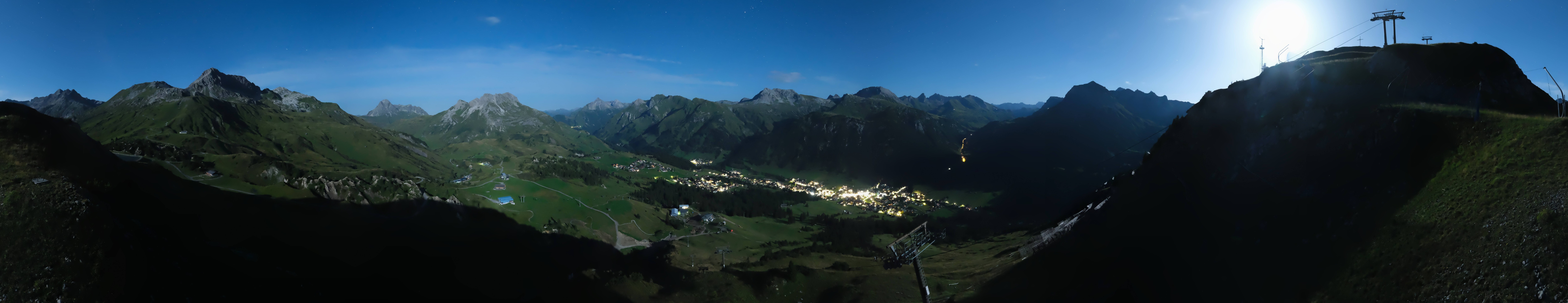 Archiv Foto Webcam Lech-Zürs: Kriegerhorn Panoramablick