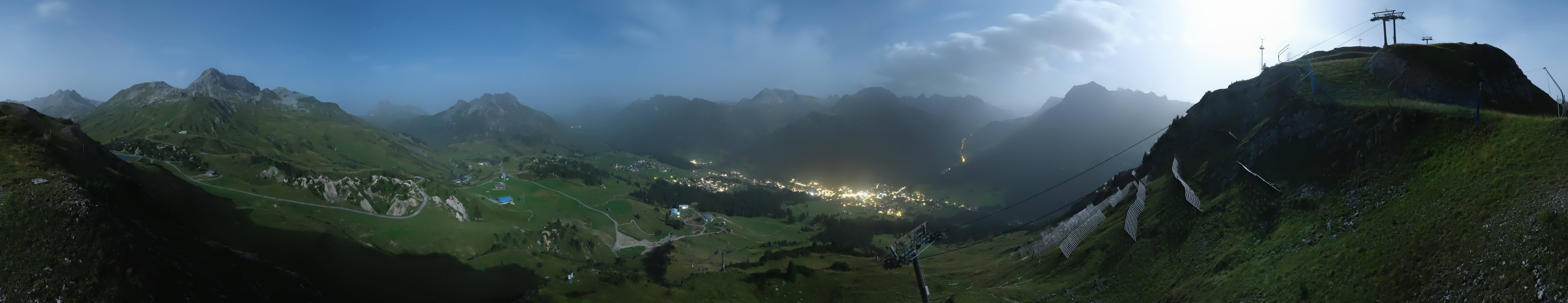 Archiv Foto Webcam Lech-Zürs: Kriegerhorn Panoramablick