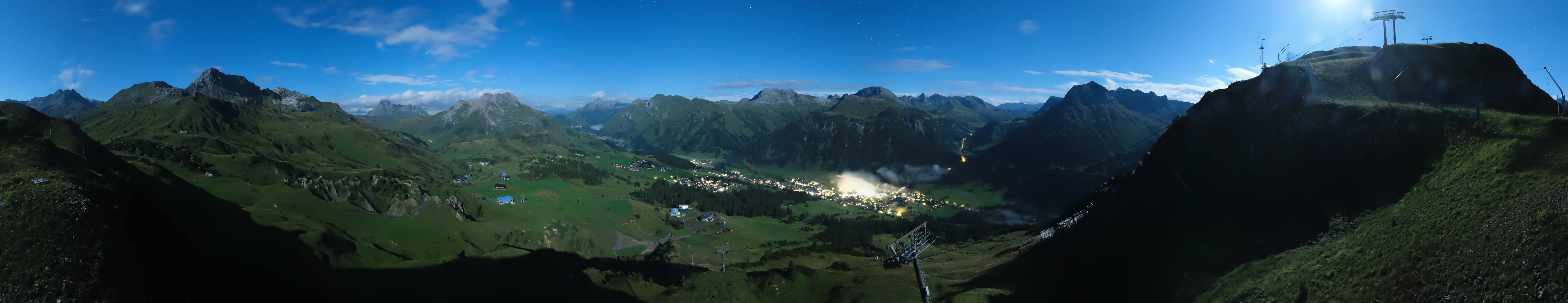 Archiv Foto Webcam Lech-Zürs: Kriegerhorn Panoramablick