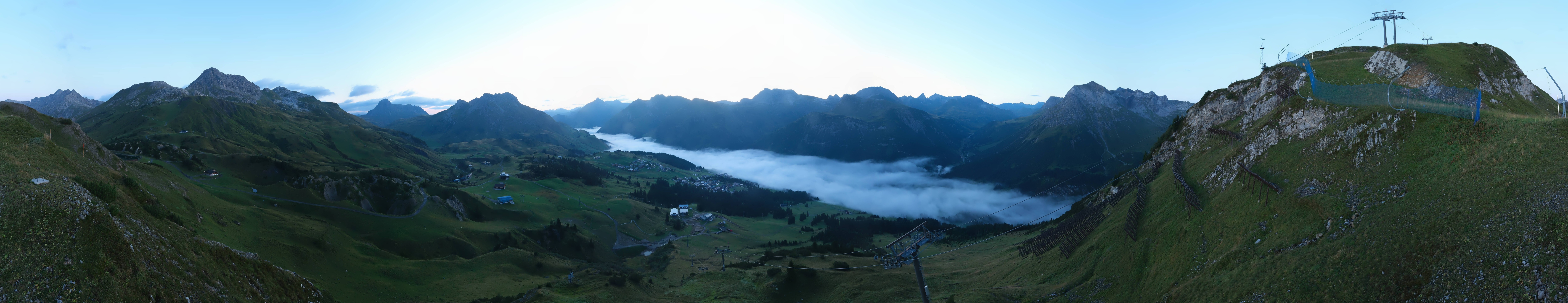 Archiv Foto Webcam Lech-Zürs: Kriegerhorn Panoramablick