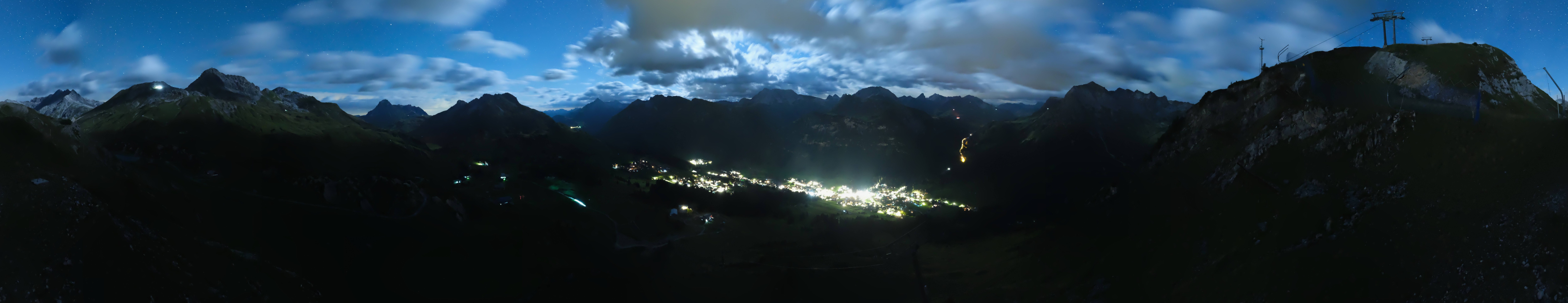 Archiv Foto Webcam Lech-Zürs: Kriegerhorn Panoramablick
