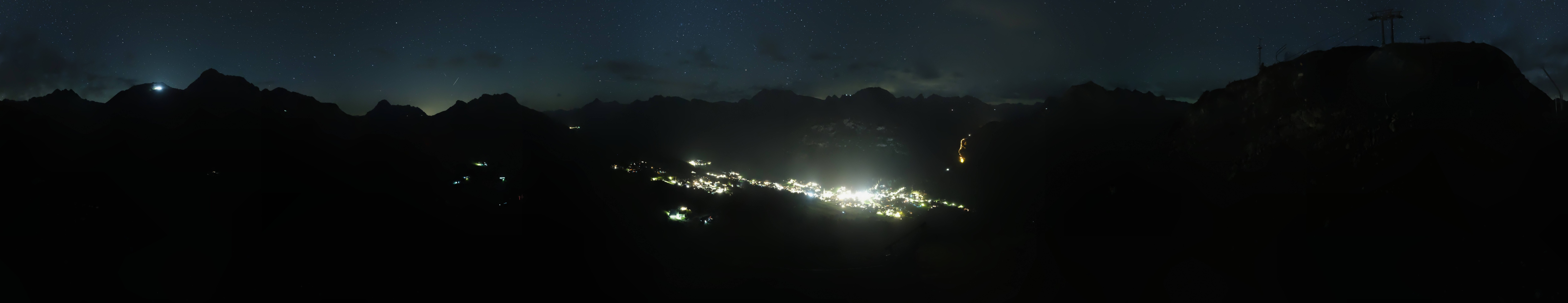 Archiv Foto Webcam Lech-Zürs: Kriegerhorn Panoramablick