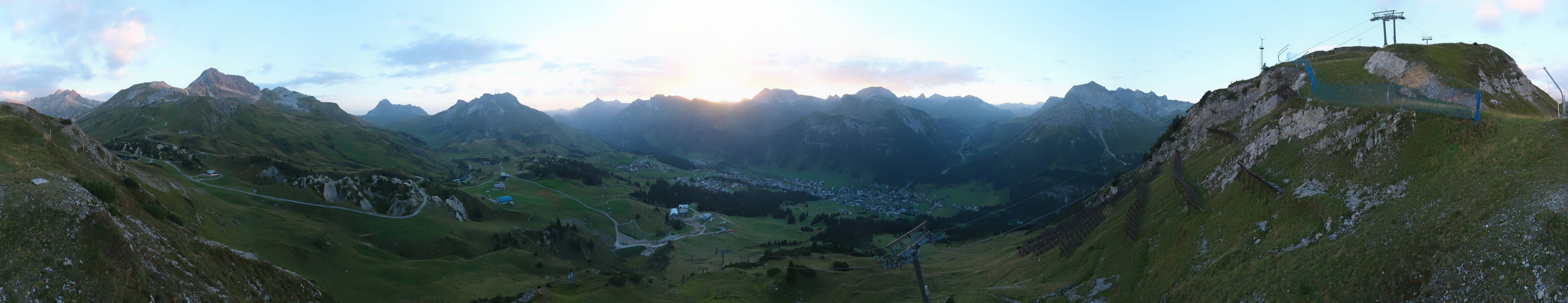 Archiv Foto Webcam Lech-Zürs: Kriegerhorn Panoramablick