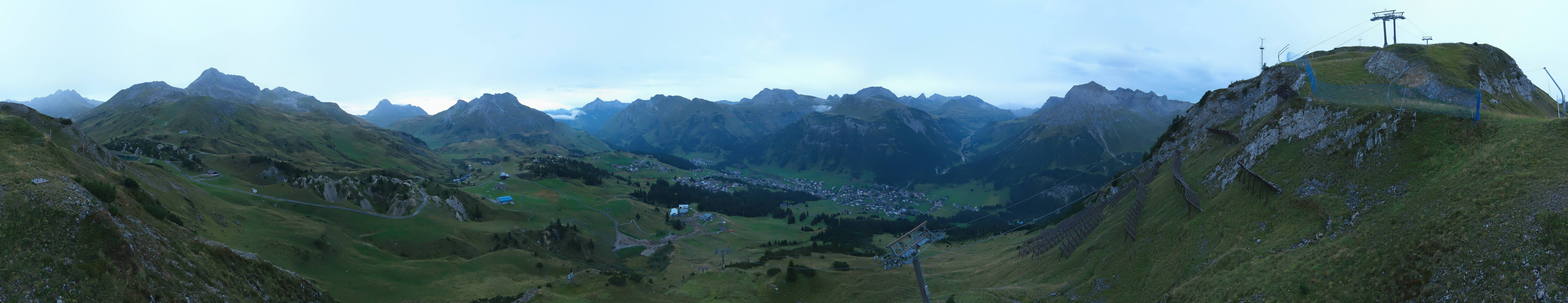 Archiv Foto Webcam Lech-Zürs: Kriegerhorn Panoramablick