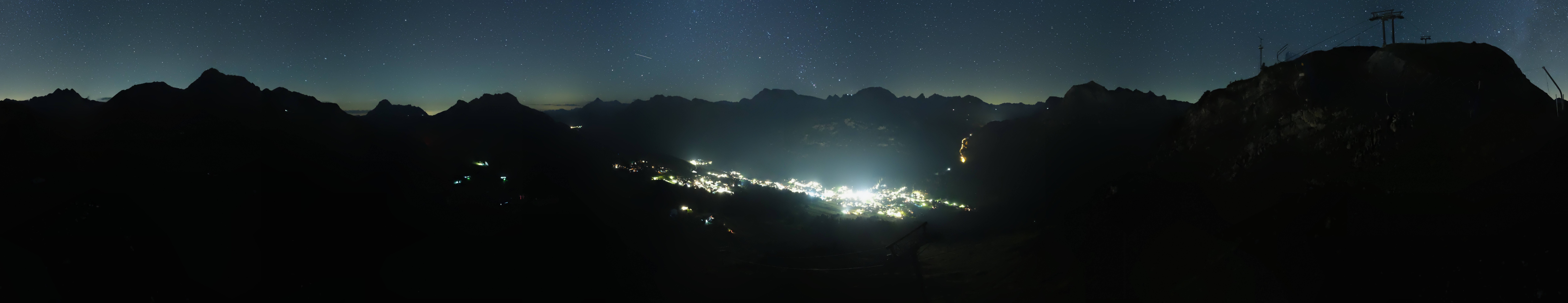 Archiv Foto Webcam Lech-Zürs: Kriegerhorn Panoramablick