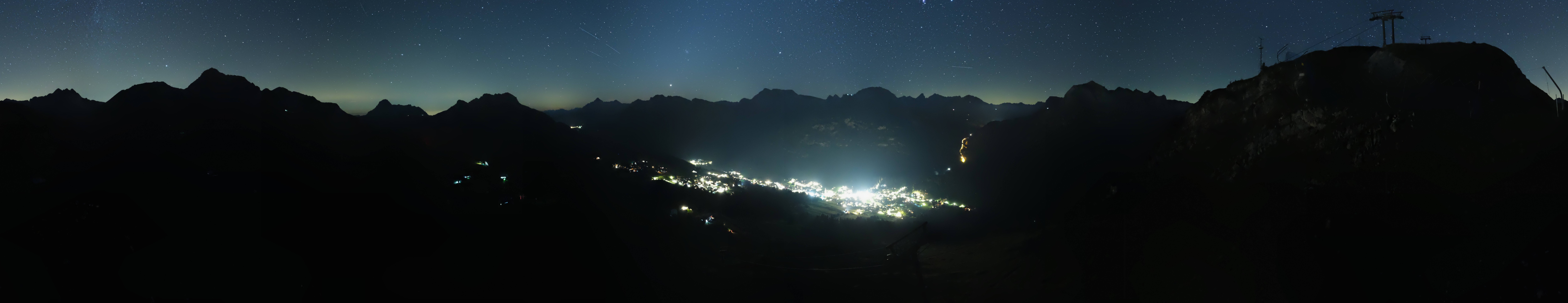 Archiv Foto Webcam Lech-Zürs: Kriegerhorn Panoramablick