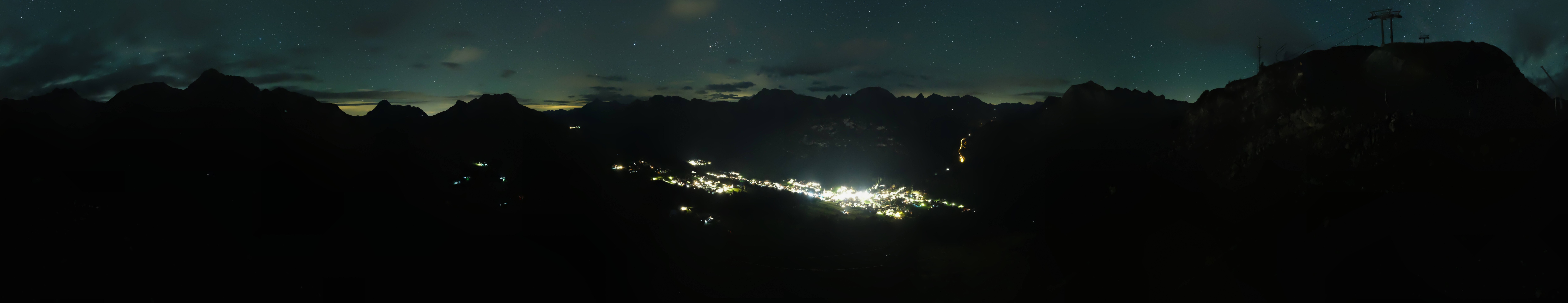 Archiv Foto Webcam Lech-Zürs: Kriegerhorn Panoramablick
