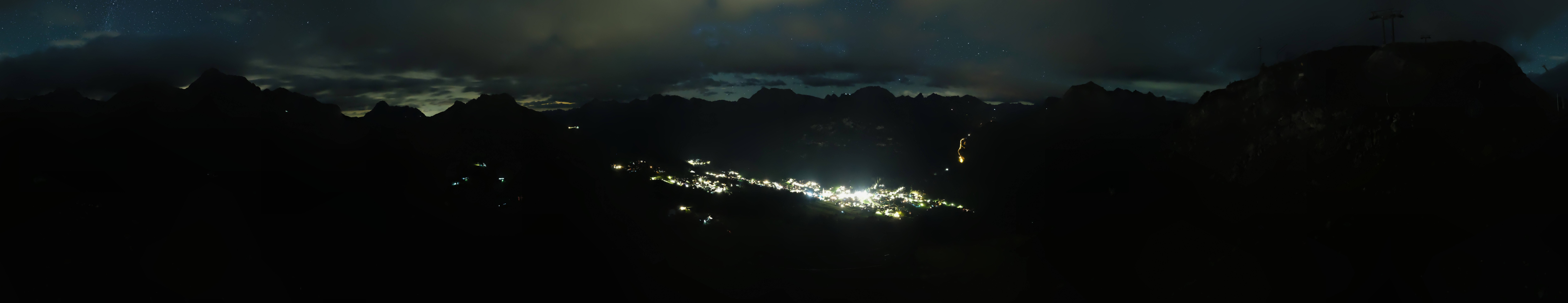 Archiv Foto Webcam Lech-Zürs: Kriegerhorn Panoramablick