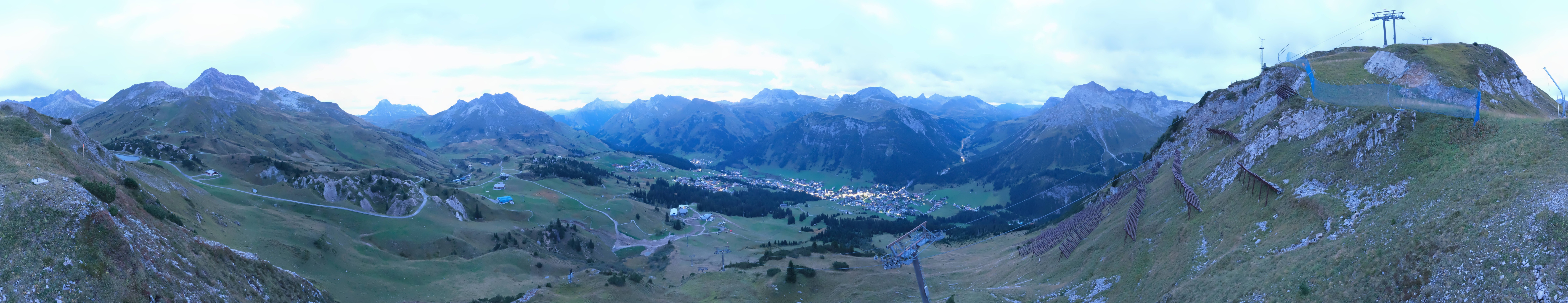 Archiv Foto Webcam Lech-Zürs: Kriegerhorn Panoramablick