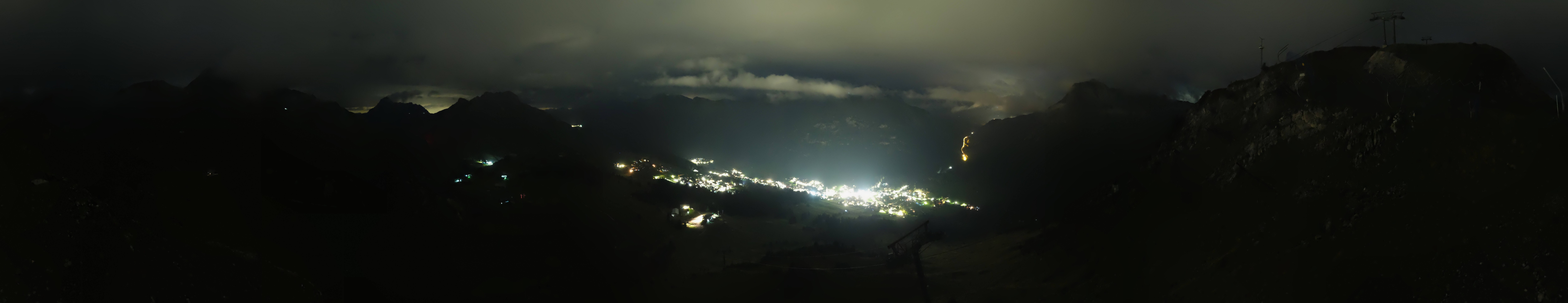 Archiv Foto Webcam Lech-Zürs: Kriegerhorn Panoramablick