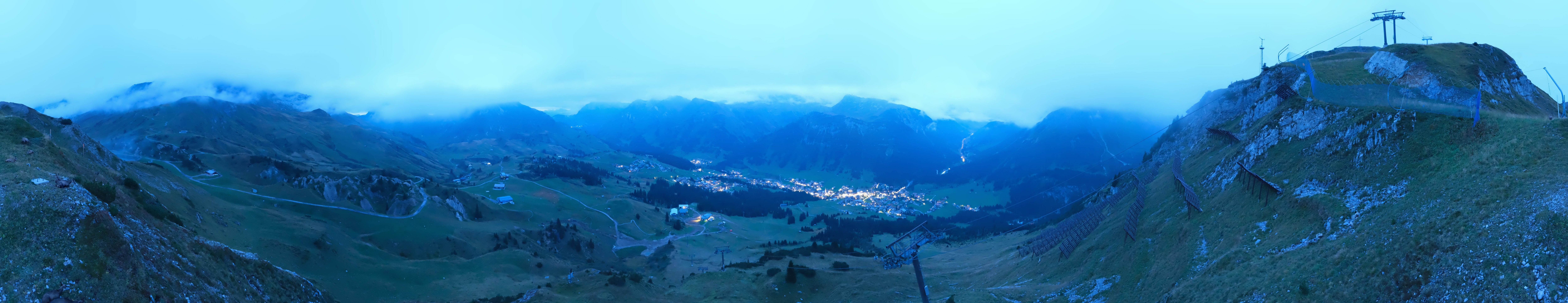 Archiv Foto Webcam Lech-Zürs: Kriegerhorn Panoramablick