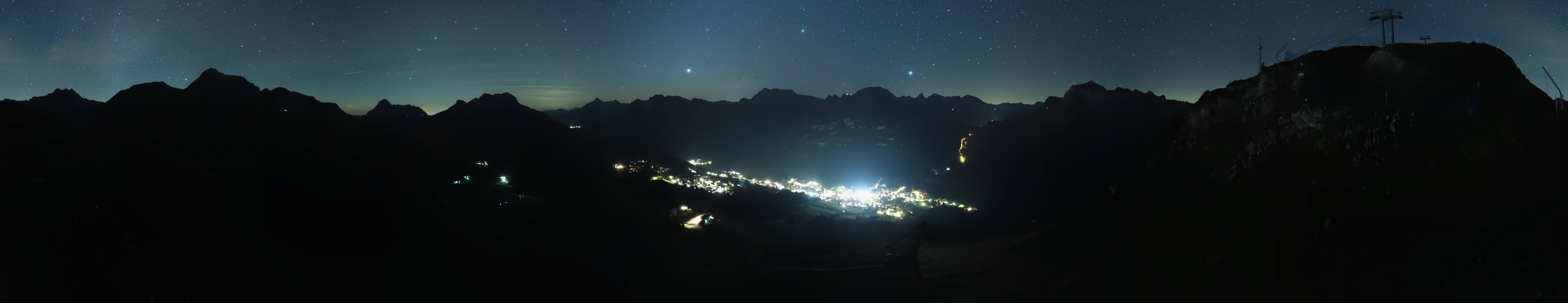 Archiv Foto Webcam Lech-Zürs: Kriegerhorn Panoramablick
