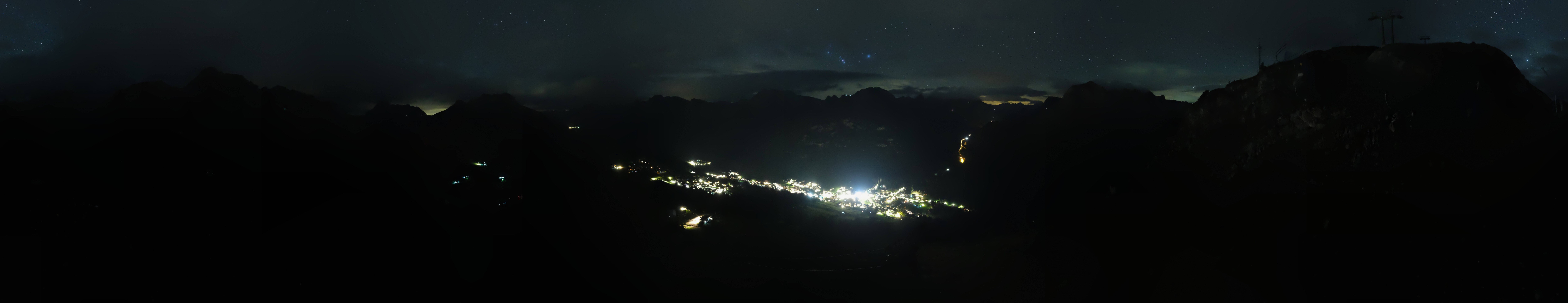 Archiv Foto Webcam Lech-Zürs: Kriegerhorn Panoramablick