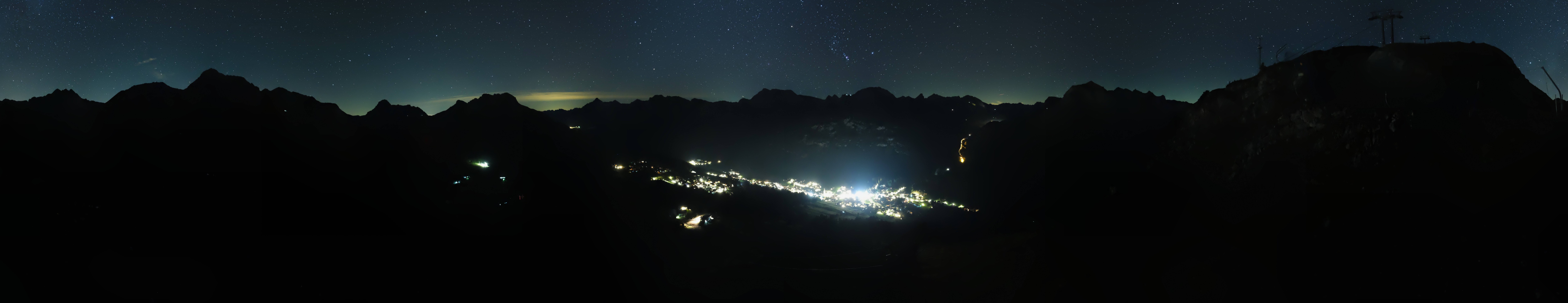 Archiv Foto Webcam Lech-Zürs: Kriegerhorn Panoramablick