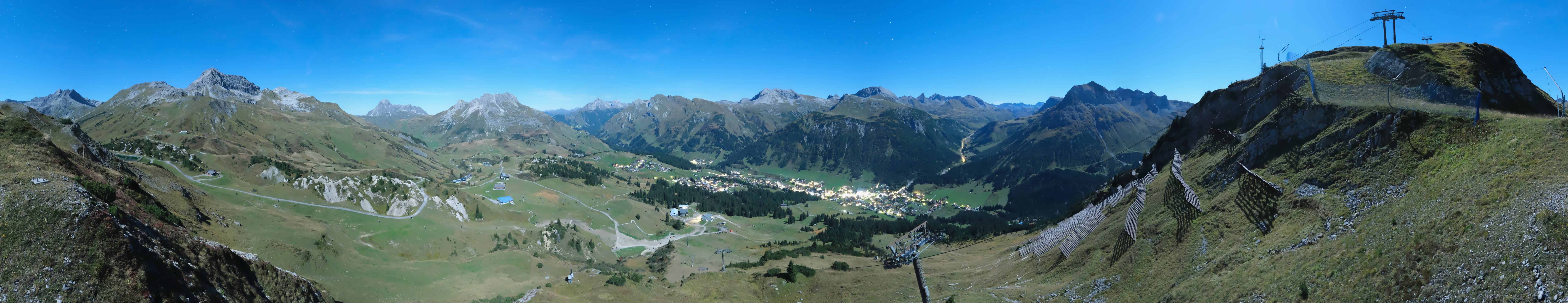 Archiv Foto Webcam Lech-Zürs: Kriegerhorn Panoramablick