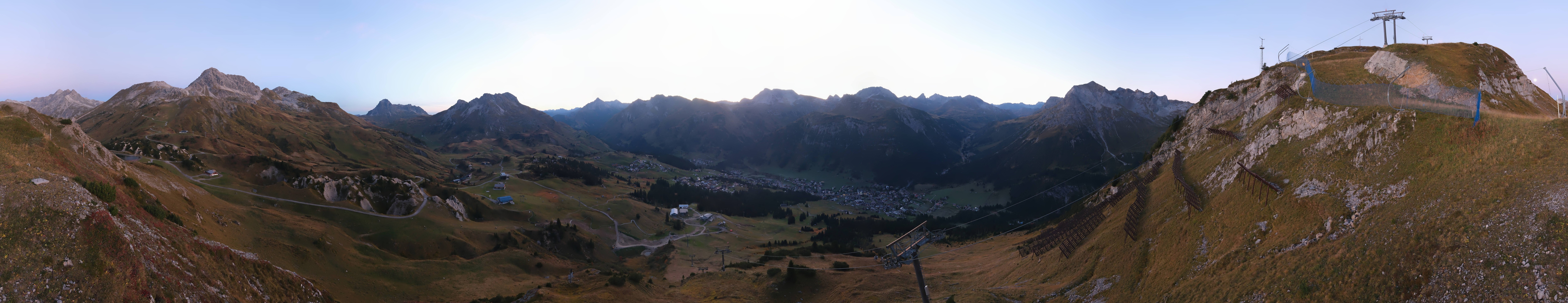 Archiv Foto Webcam Lech-Zürs: Kriegerhorn Panoramablick