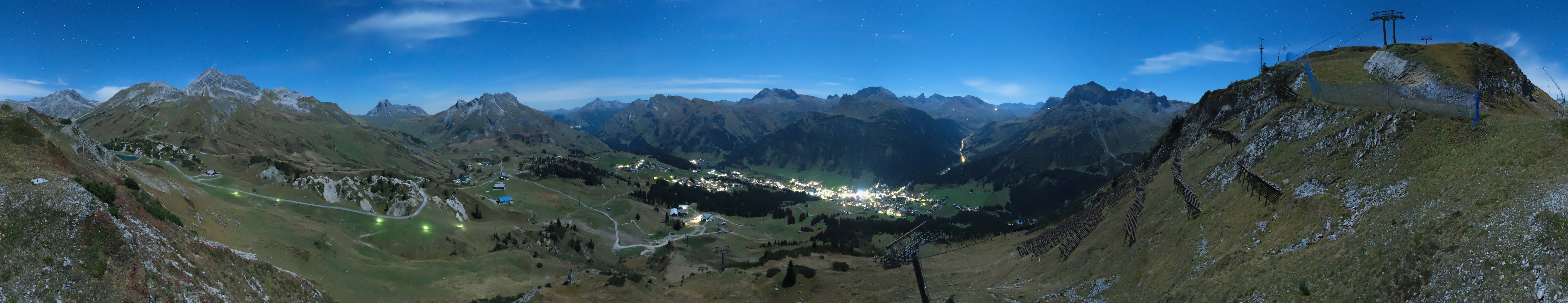 Archiv Foto Webcam Lech-Zürs: Kriegerhorn Panoramablick