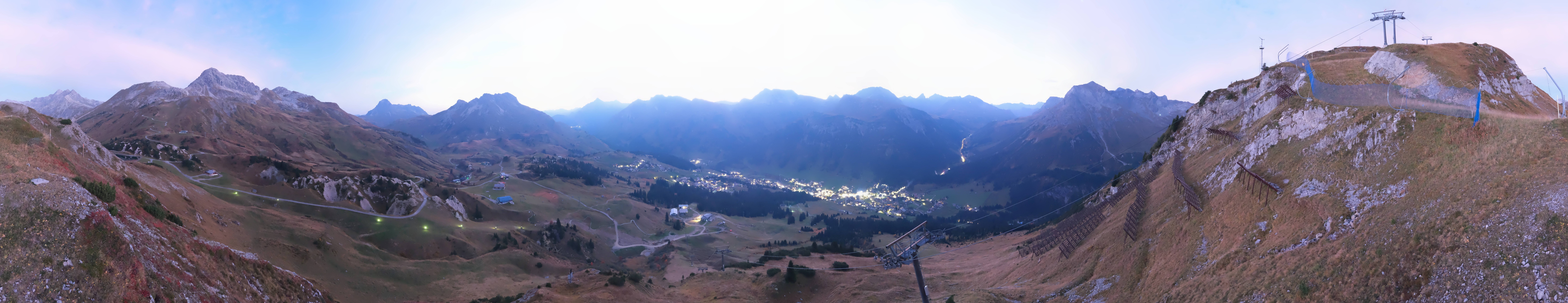 Archiv Foto Webcam Lech-Zürs: Kriegerhorn Panoramablick