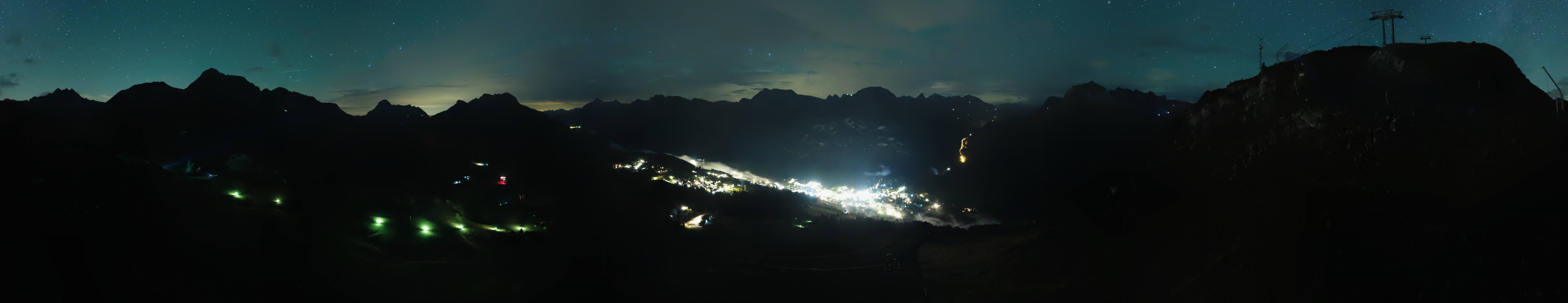 Archiv Foto Webcam Lech-Zürs: Kriegerhorn Panoramablick