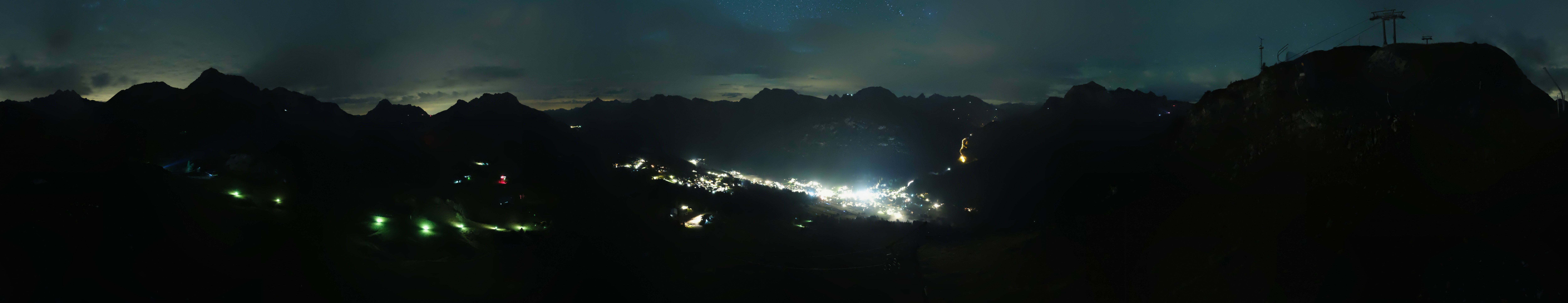 Archiv Foto Webcam Lech-Zürs: Kriegerhorn Panoramablick