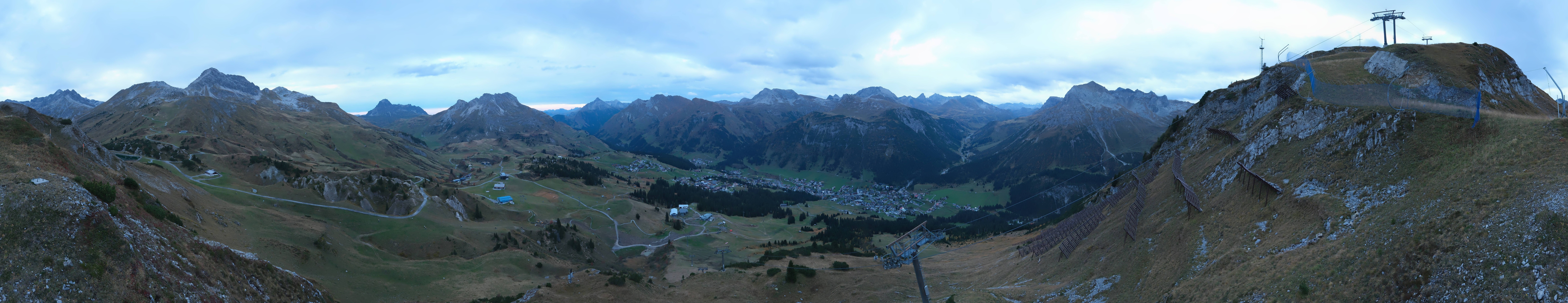 Archiv Foto Webcam Lech-Zürs: Kriegerhorn Panoramablick