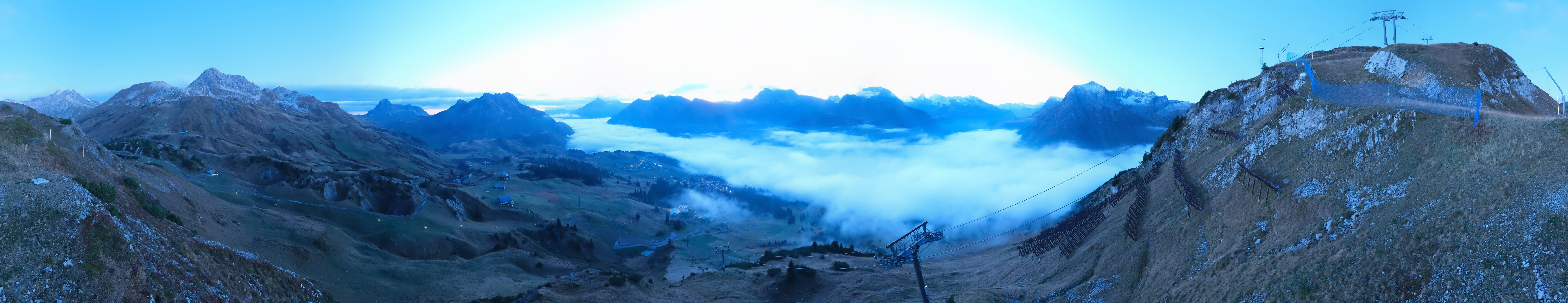 Archiv Foto Webcam Lech-Zürs: Kriegerhorn Panoramablick